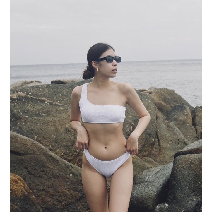 Set bikini 2 mảnh chéo vai