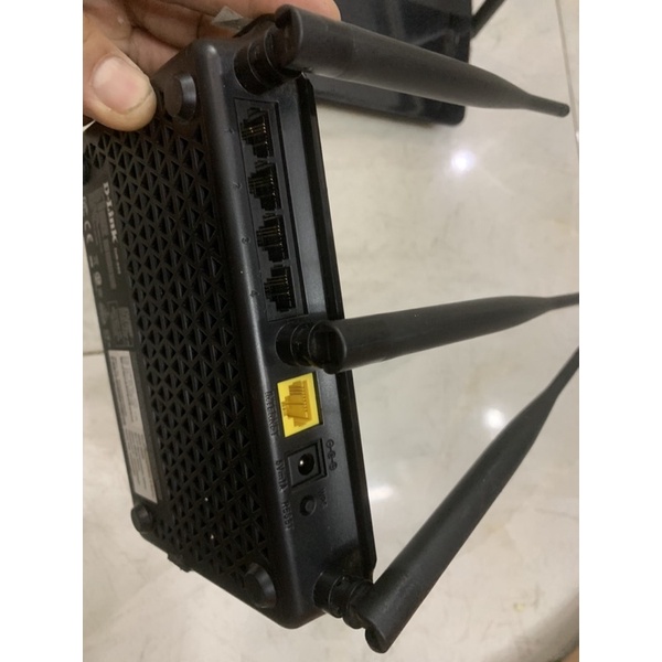 Phát wifi 2 bằng tần Dlink Dir-809 3 ăng tên đã qua sử dụng