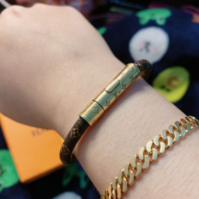 Vòng Tay Louis Vuitton CONFIDENTIAL