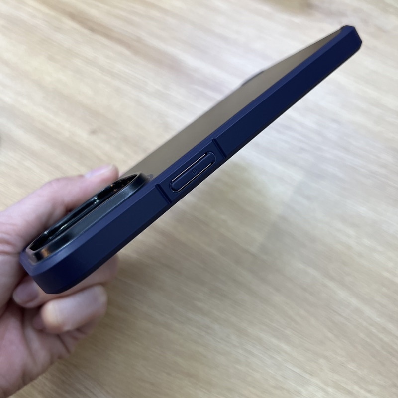 Ốp lưng iPhone 14 Pro Max x-level frosted sand lưng nhám