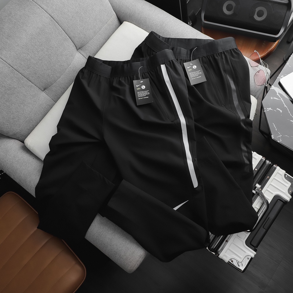 Quần Jogger Nam chuẩn hãng 2023 vải dù co giãn nhẹ