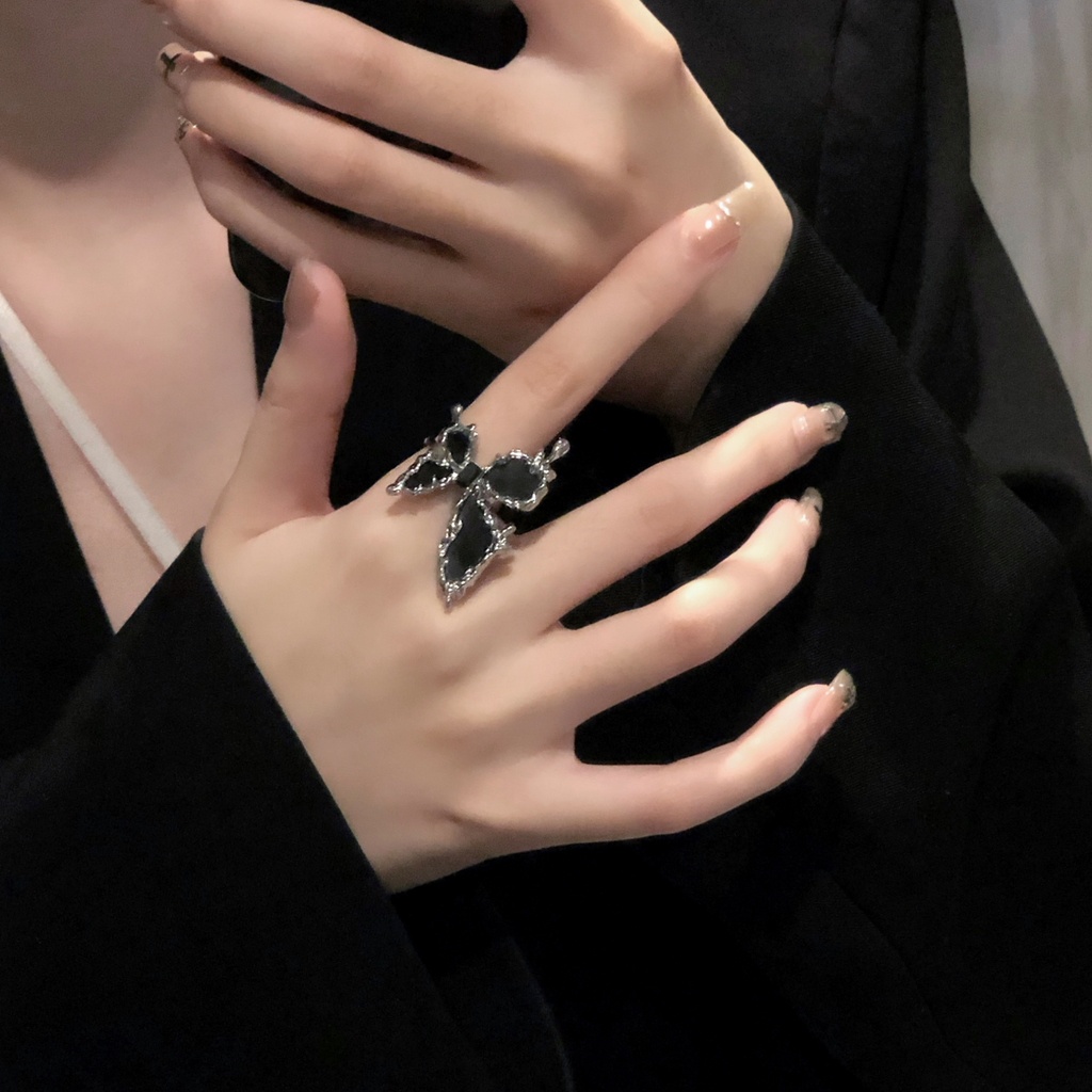 Nhẫn Hình Bướm Có Thể Điều Chỉnh Phong Cách Retro Sang Trọng