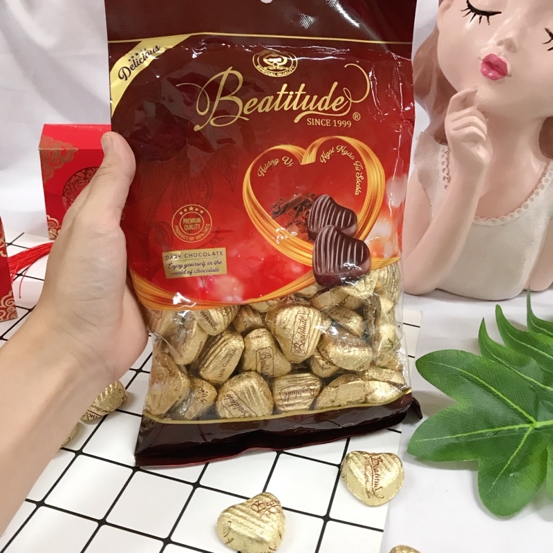 Combo 50,100 viên socola chocolate hình trái tim vàng làm quà cưới, quà 14/2