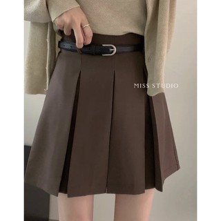 Chân váy xếp ly kèm thắt lưng