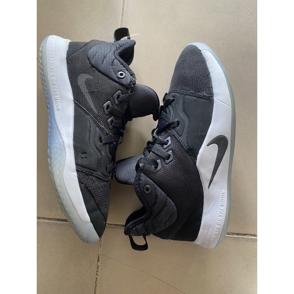 Giày chính hãng đã qua sử dụng