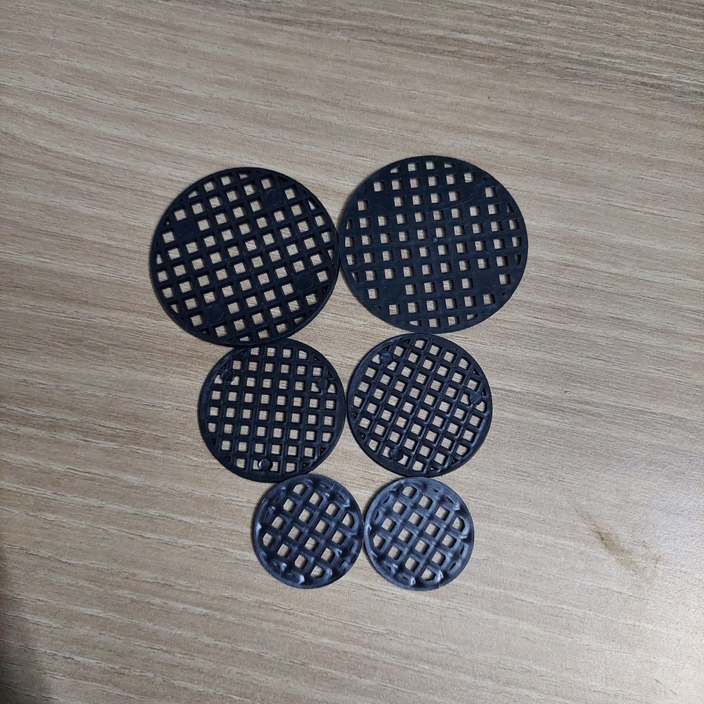 Combo 2 Miếng lót đáy chậu cây Bông Garden tránh thoát đất cát kích thước 2,5cm, 3,5cm và 4,5cm