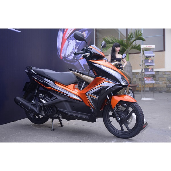 Nắp Máy Trái Bửng Côn Nắp Nồi Honda Air Blade 2013 2014 2015 Chính Hãng