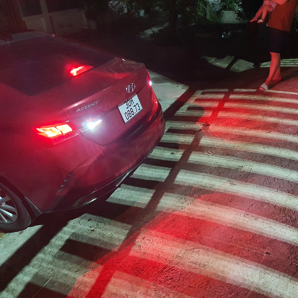 Đèn Led lùi cho Hyundai Accent