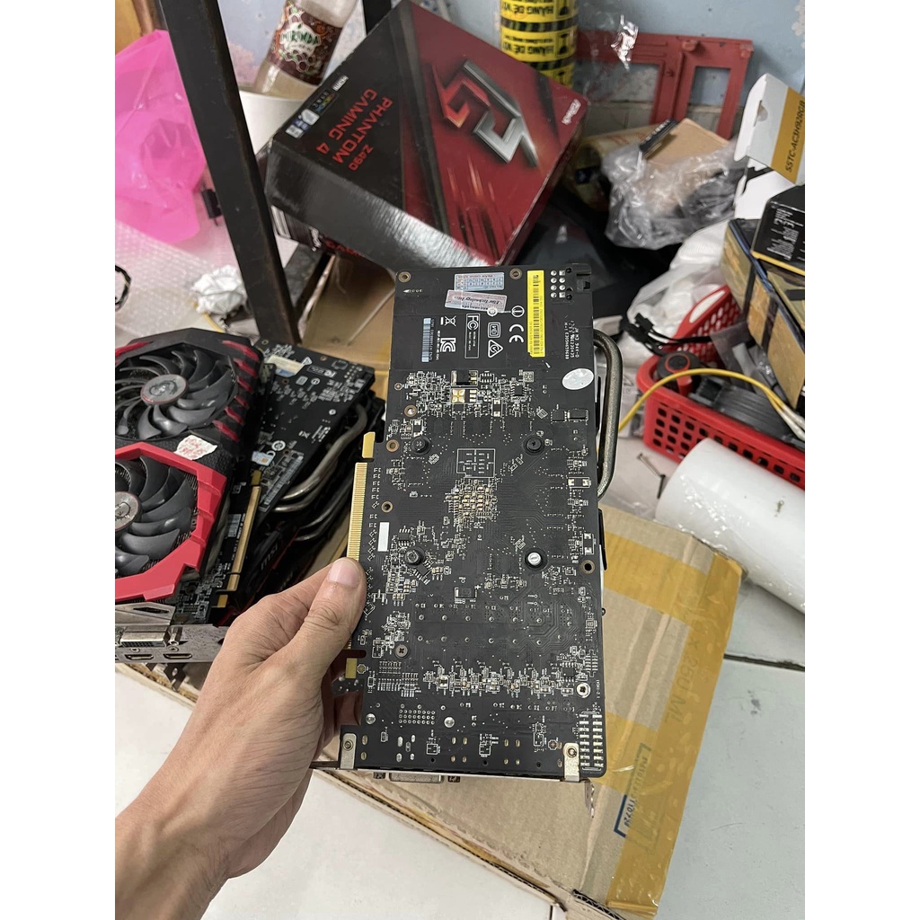 CARD MÀN HÌNH RX 570 4GB AMOR GAMING