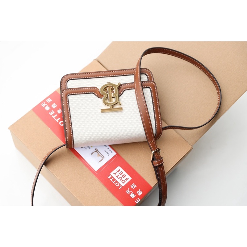 Túi đeo chéo Burberry mini bag size 16cm lót da bò quai chỉnh nấc fullbox