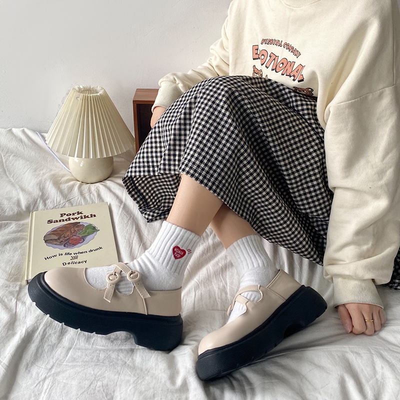 Giày Mary Jane mũi tròn đi hai kiểu