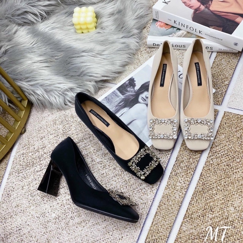 Giầy gót trụ mũi vuông nơ đá