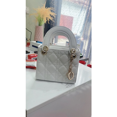 Túi hộp dáng thanh lịch, đeo chéo, sách tay