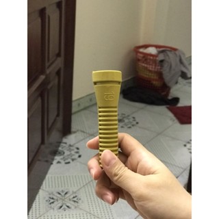 Núm cao su số 19 vặt lông gà, lông vịt màu vàng, núm cao cấp, chất liệu cao su thiên nhiên mềm, dẻo, độ bền cao