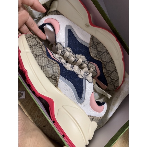 Giày đẹp mĩm mĩm túi xách