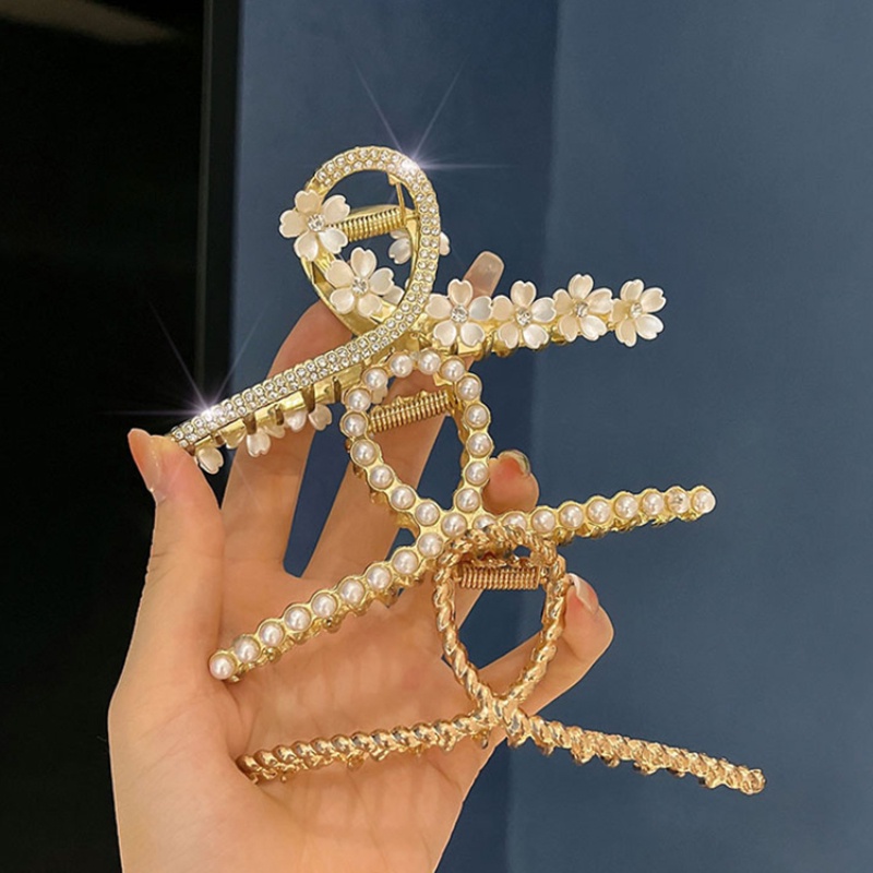 Kẹp Tóc Kim Loại Hình Hoa Đính Ngọc Trai Sang Trọng