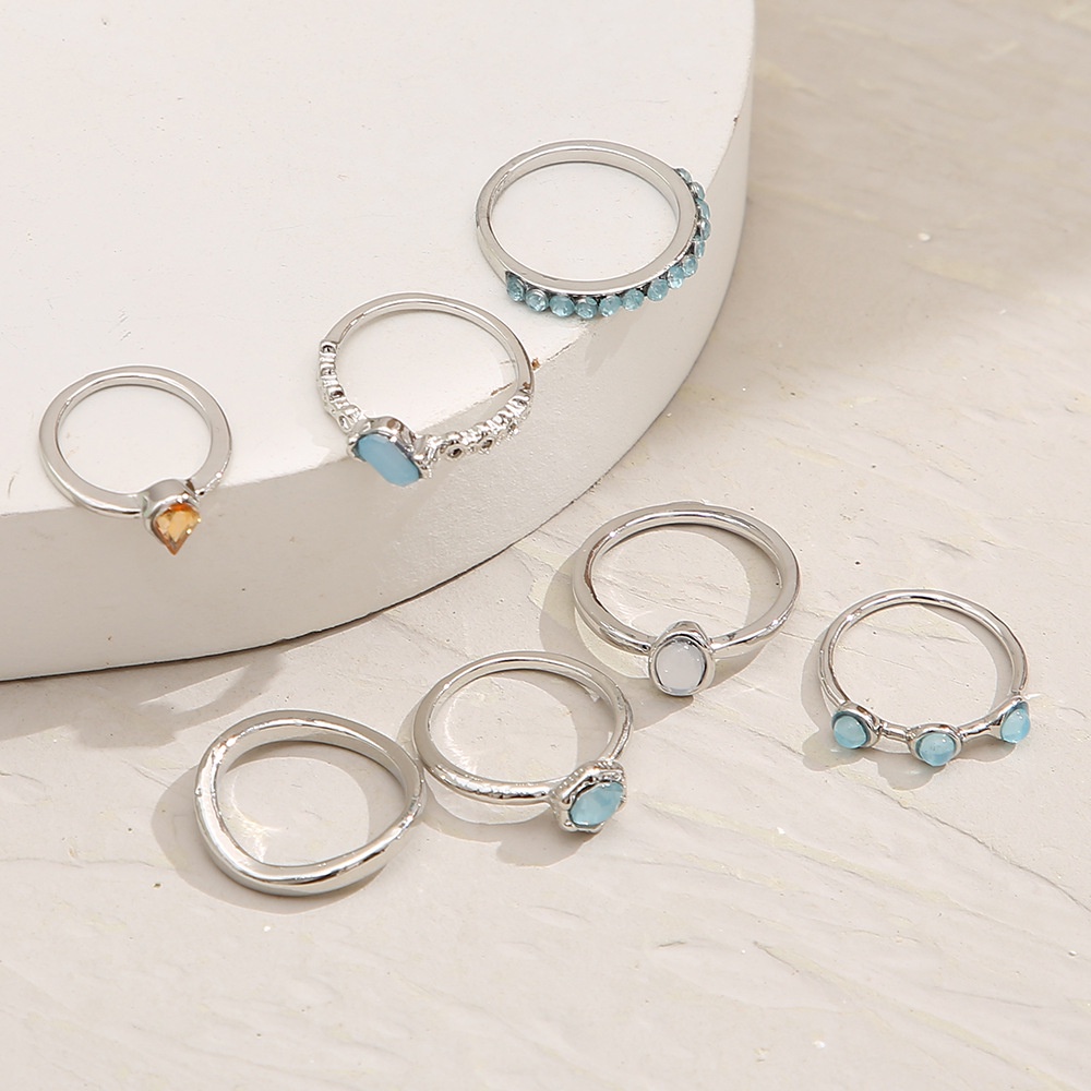 Set 7 Nhẫn Kim Loại Đính Đá Pha Lê Nhân Tạo Phong Cách Năm Mới