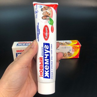 Kem đánh răng Nga Novy Zhemchug Canxi