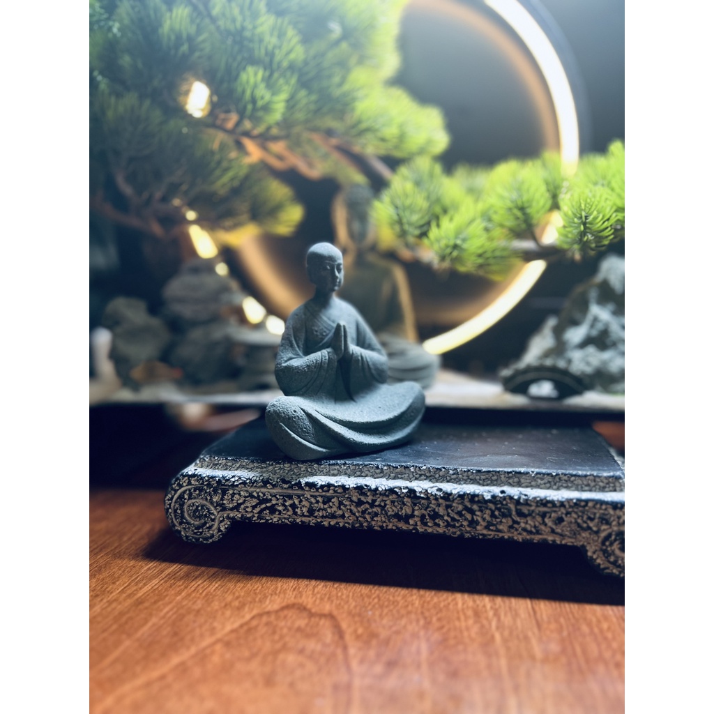 Tượng Sư Bái Phật