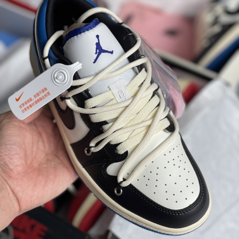 Giày Thể Thao 2 Dây 4 Màu