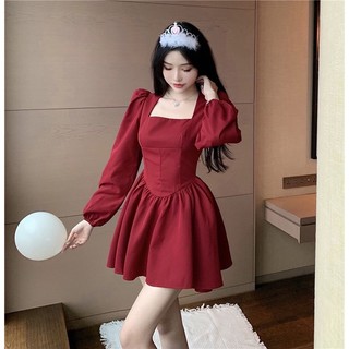 ĐẦM CỔ U BO EO
