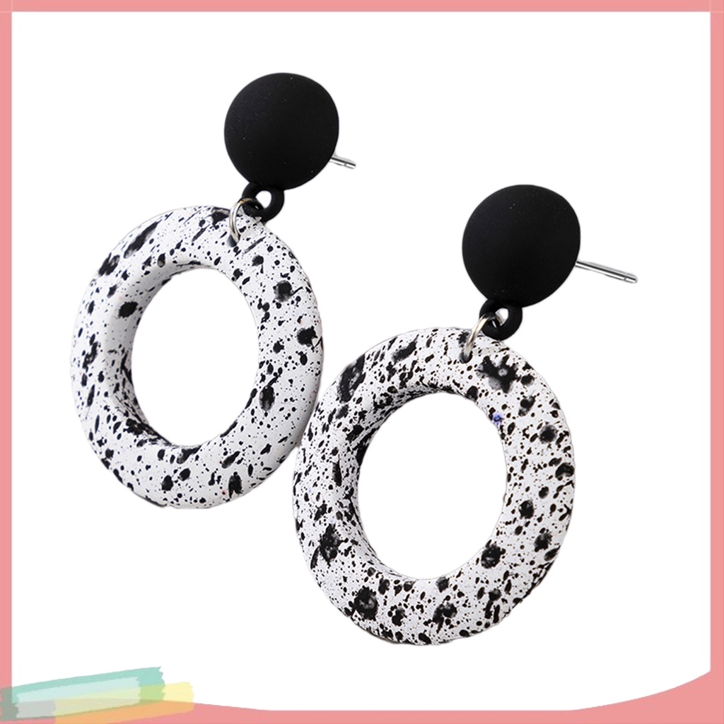 Đôi khuyên tai hình tròn màu trắng đen hợp thời trang cho nữ