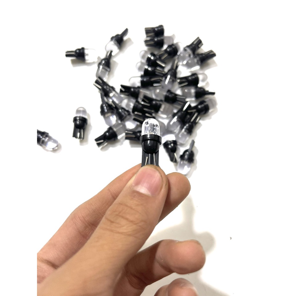 Đèn led Demi xinhan chân T10 nháy 7 màu Siêu Sáng