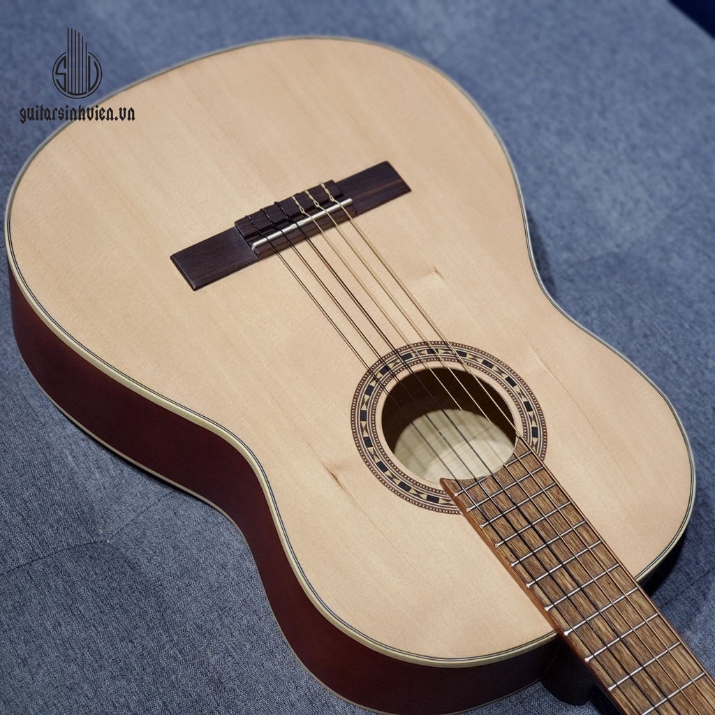 Đàn guitar classic tập chơi giá rẻ - có ty chỉnh cần SV-C1 - Guitarsinhvien.vn