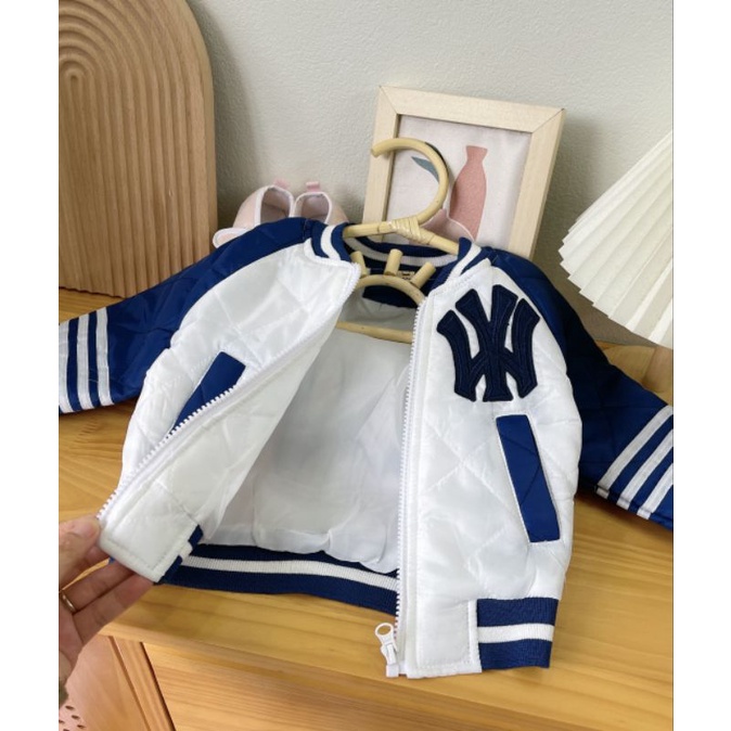 ÁO BOMBER XỊN XÒ CHO MÙA ĐÔNG