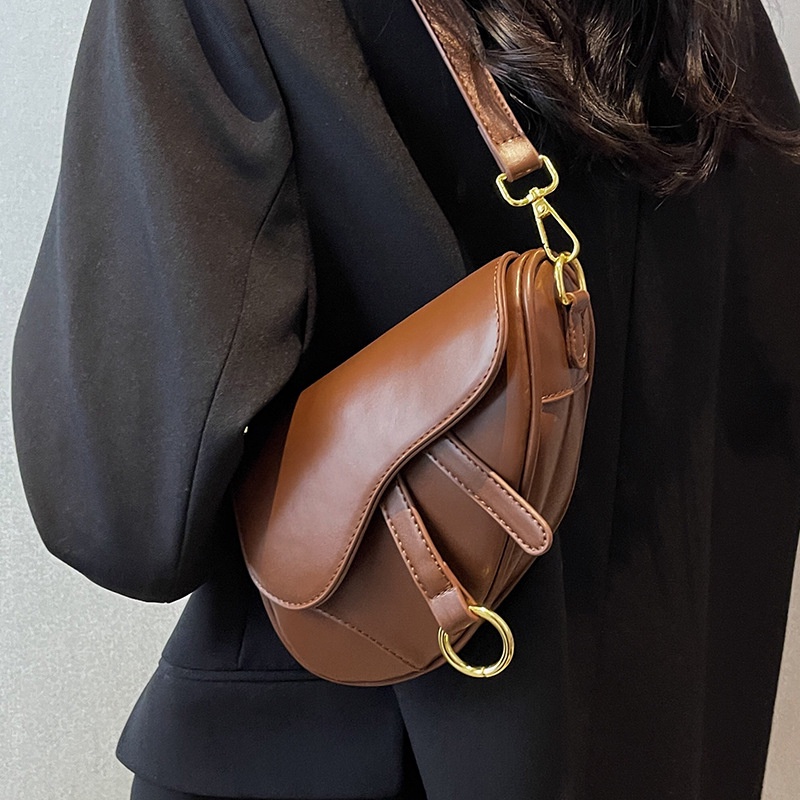 Túi xách yên ngựa IELGY đeo chéo thời trang nữ