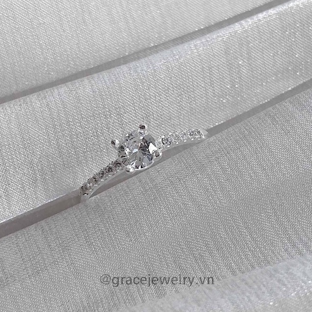 Nhẫn 6 chấu đá Eyre n2 Grace Jewelry