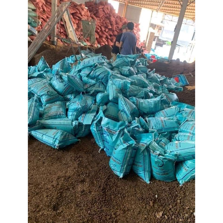 Đất Hữu Cơ Đầy Đủ Chất Dinh Dưỡng 1kg Trồng Rau Màu, Cây Cảnh, Vật Tư Cây Giống (Giá Gốc Tại Xưởng)
