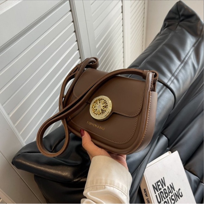 Túi xách nữ khóa xoay hoàng gia cực sang chất da dày 2mm siêu bền cao cấp Capucha T238