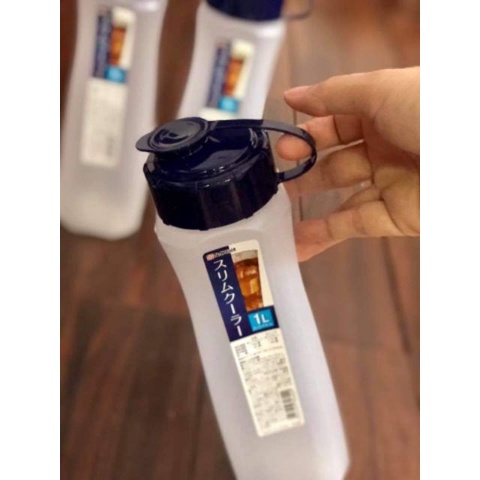Bình đựng nước Slim Cooler nắp bật 1L Nakaya Nhật Bản nhựa PP kháng khuẩn, chịu nhiệt từ -20°C ~ 120°C
