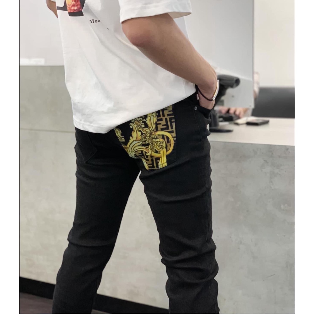 Quần bò versace nam điểm nhấn túi quần