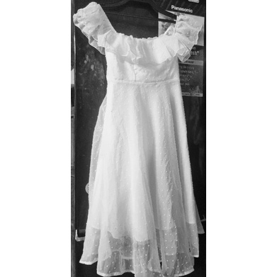 Thế giới váy trắng