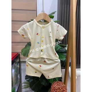 bộ ngắn unchi cúc giữa hoa văn màu