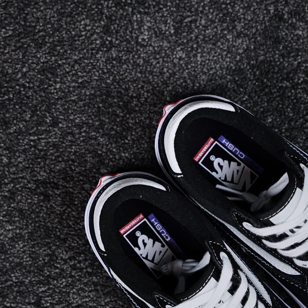 Giày Trượt Patin Chuyên Nghiệp Thoải Mái Có Đèn Led Vans Rowan Dành Cho Nam Và Nữ-2038