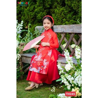 Áo dài tết cho bé gái cách tân
