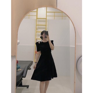 Váy khoét vai tặng kèm tag đá