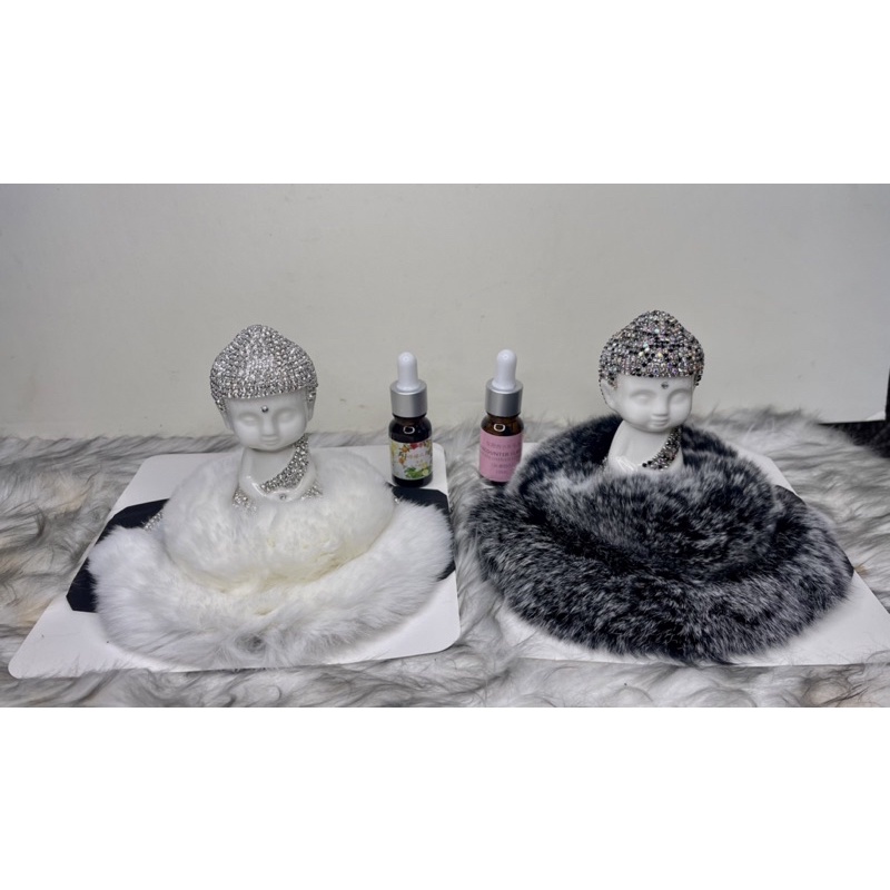 Tượng phật lông thỏ trang trí oto tặng kèm tinh dầu thơm