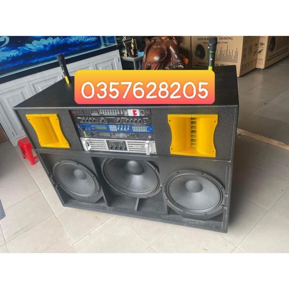 MẪU MỚI - Loa Kéo 3 BASS Tấc Đôi Công Suất Khủng Bản Full Phụ Kiện Hộp Mic, Chống Lăn, Remote, 2 Mic Không Dây