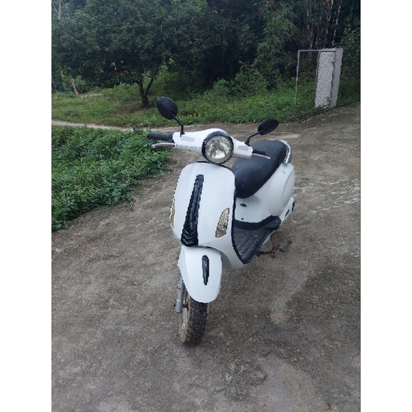 xe điện Vespa trắng đẹp đã qua sử dụng còn dùng tốt ship hàng toàn quốc thông tin 097 185 3323