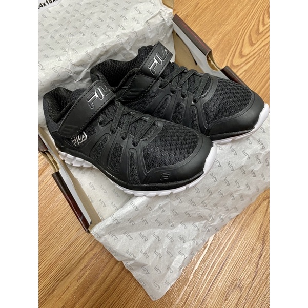 Size 32  Giày Fi-là bé trai