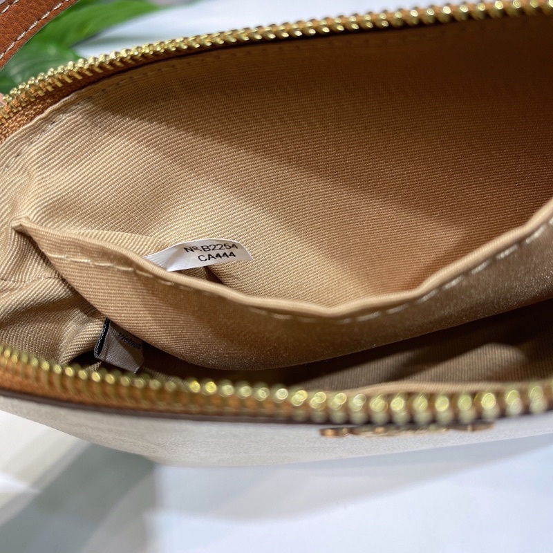 TÚI COACH KẸP NÁCH NOLITA CA444