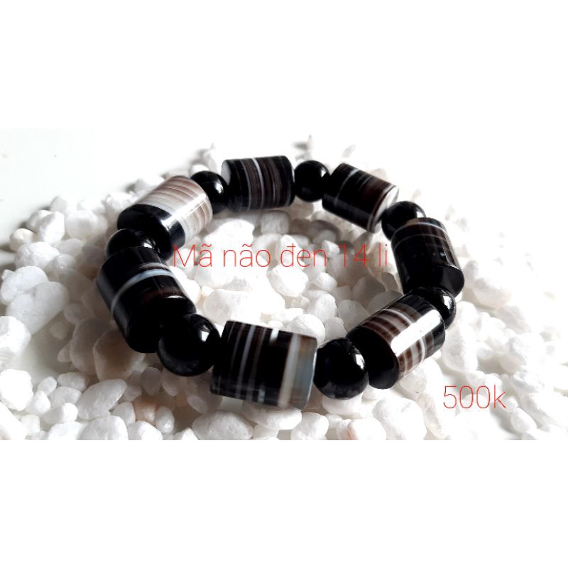 Vòng tay phong thủy Mã não đen dày 14li,mang lại may mắn,bìnhan hình thực tế shop chụp khách sẽ nhận hàng như hình chụp