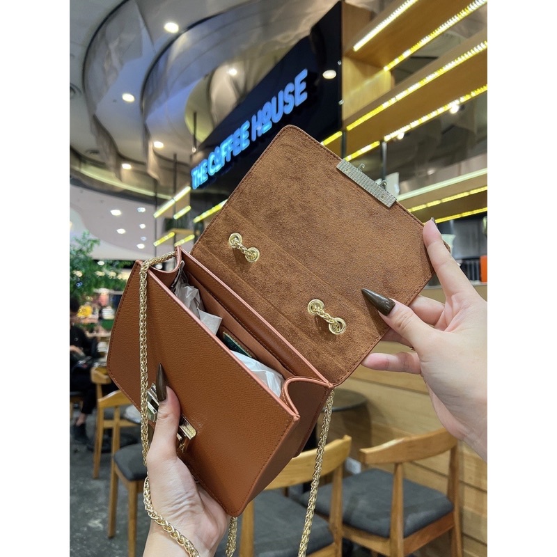 Túi Chữ FFF sz18 dáng vuông