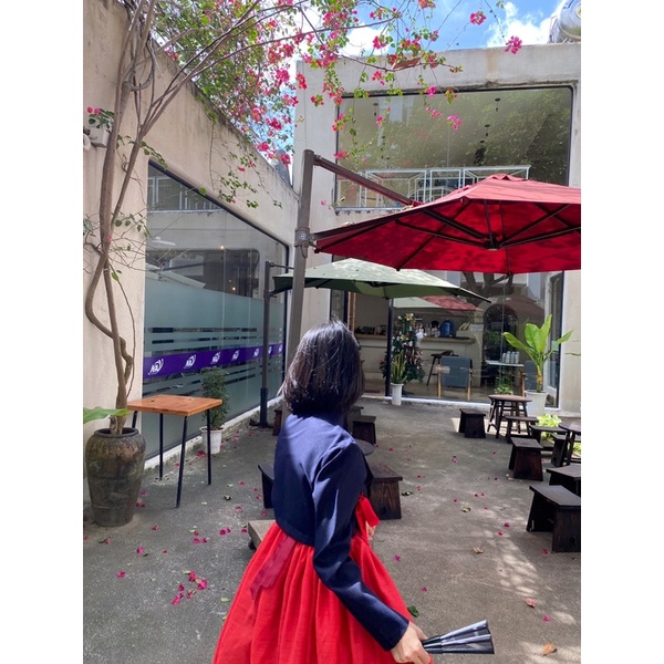 Set Hanbok cách tân tone xanh navy phối đỏ