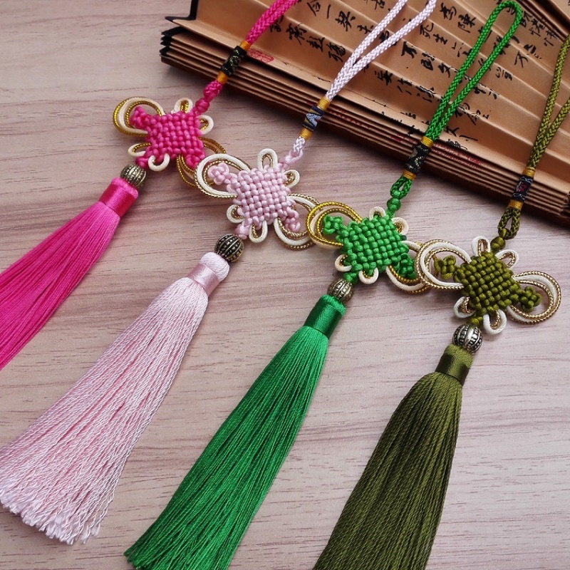 Tua rua trang trí, dây treo kim tuyến kết đồng tâm