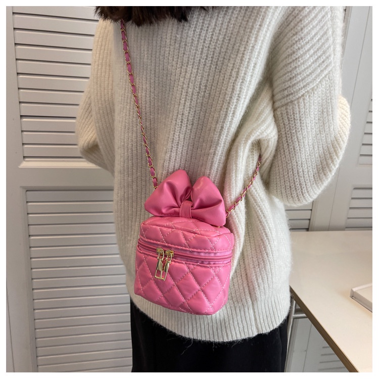 Túi Đeo Chéo Một Dây Xích Hình Thoi Mini Dành Cho Nữ